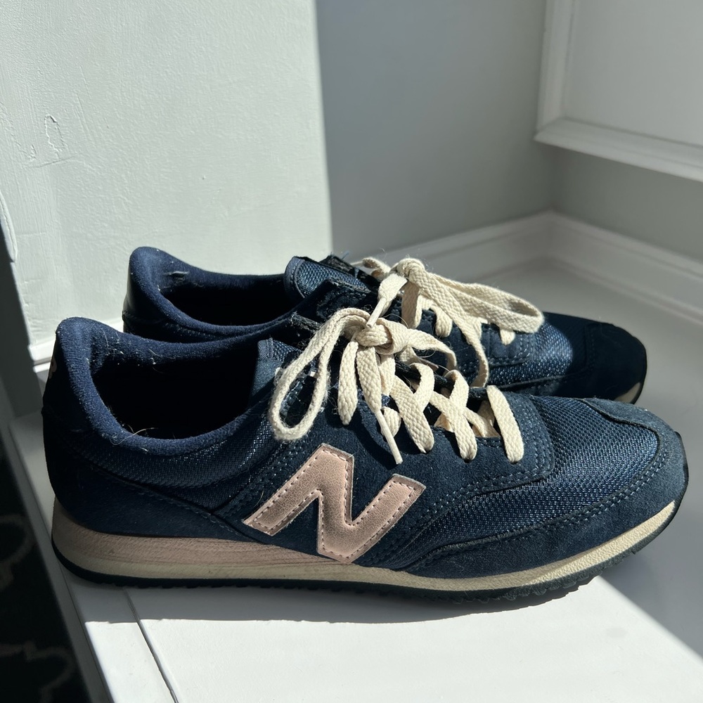 New Balance casual sneakers